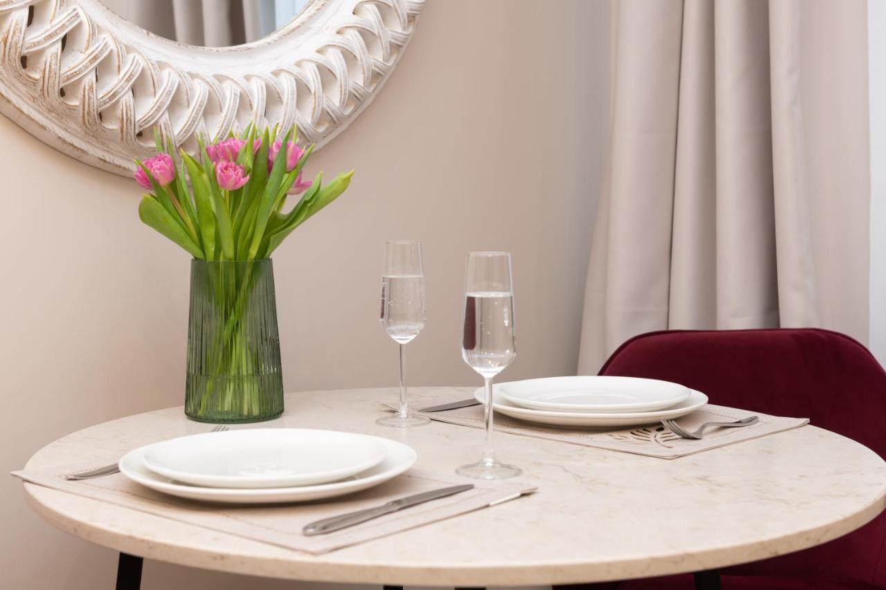 Hotel Meltzer Apartments Таллин Экстерьер фото